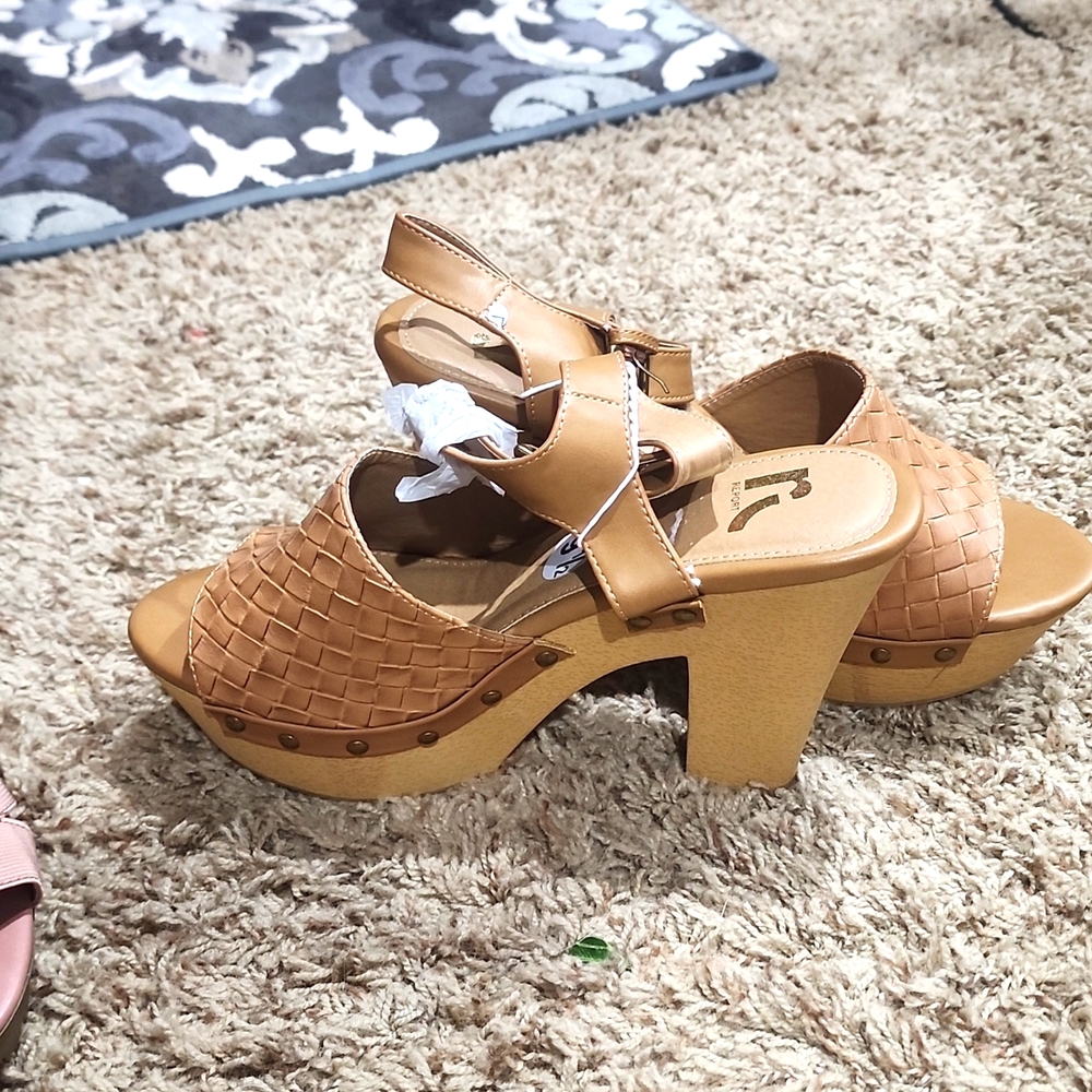 Platform heels